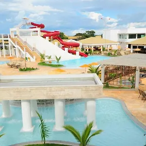https://lacqua-diroma-com-parque-aquatico.caldasnovashotels.com